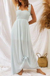 Robe longue froncée à bretelles et volants à carreaux